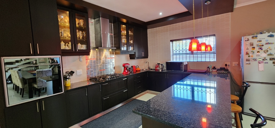 4 Bedroom Property for Sale in Parklands East Western Cape